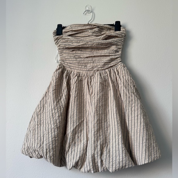 Princess Polly Quinette Strapless Bubble Dress Sz 2 or 34 EU - Picture 3 of 9